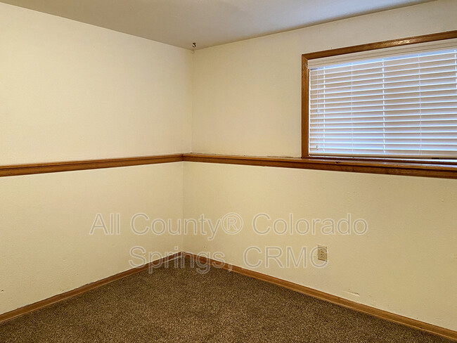 Foto del edificio - 5225 Wainwright Dr