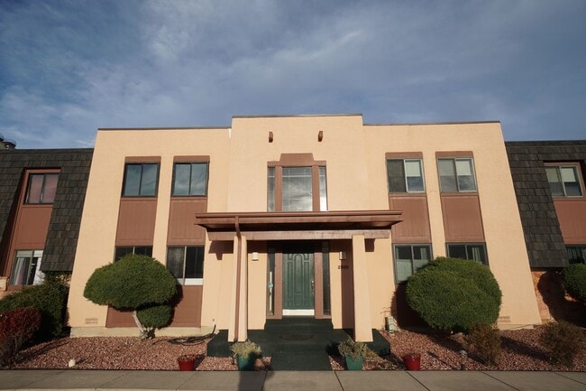 Photo - 2905 Mesa Rd Apartment