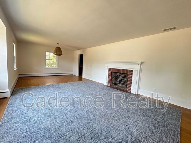 Foto del edificio - 1607 Azalea Dr