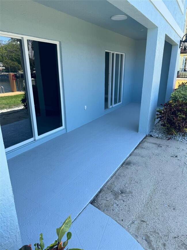 Foto del edificio - 2731 NE 28th Ct