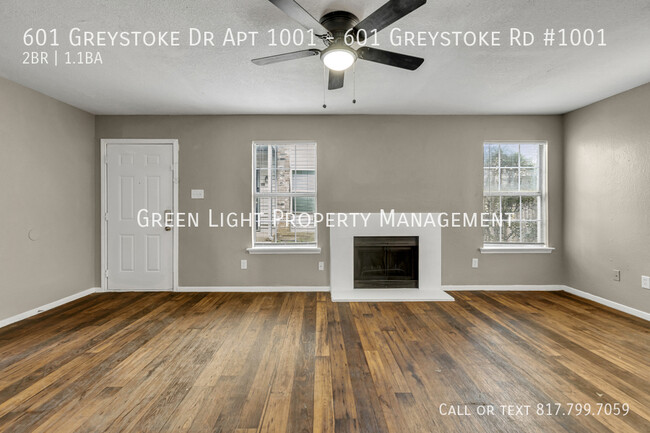 Foto del edificio - 601 Greystoke Dr