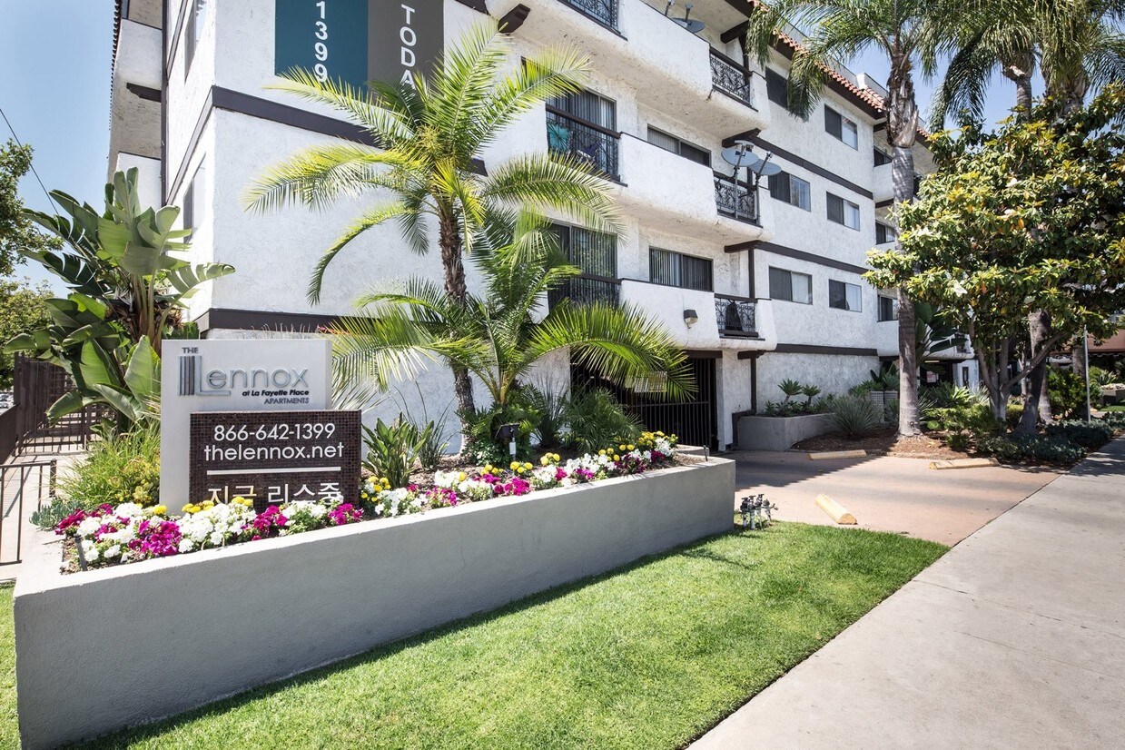 The Lennox Apartment 269 S La Fayette Park Pl Los Angeles, CA