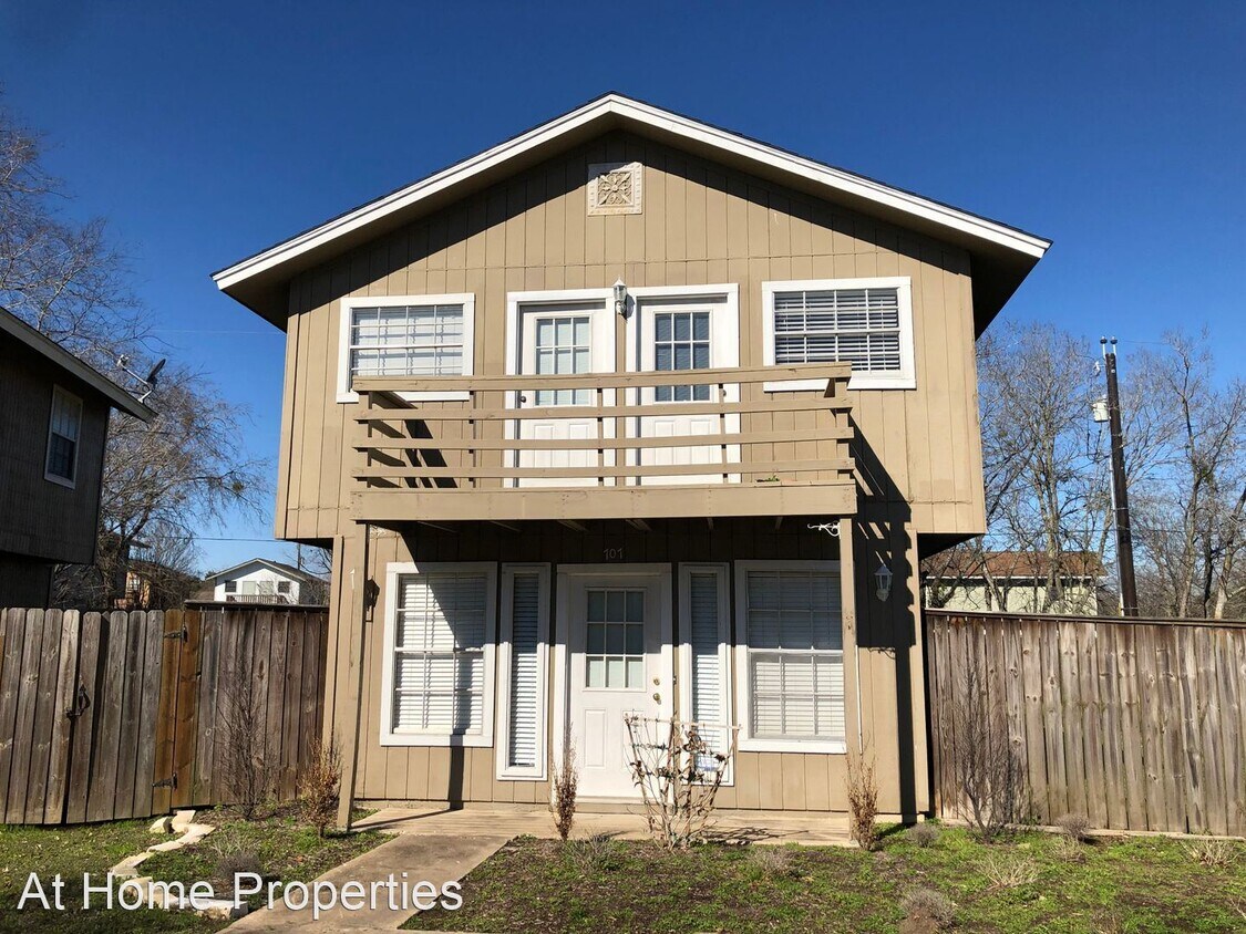 707 Chalet Ct, College Station, TX 77840 House Rental in College