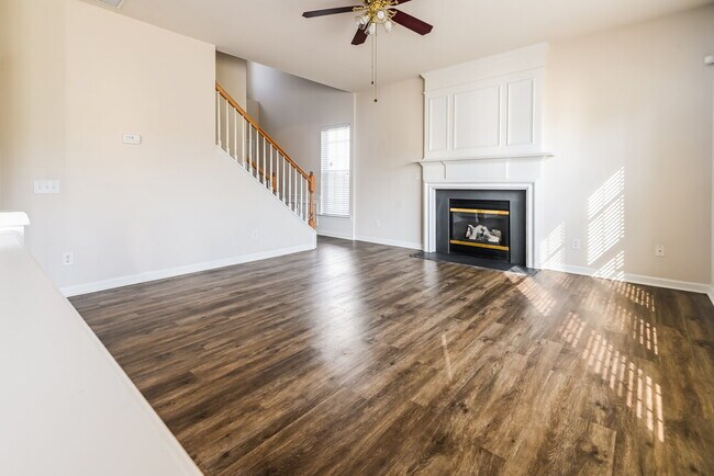 Foto del edificio - 10617 Red Pine Ct