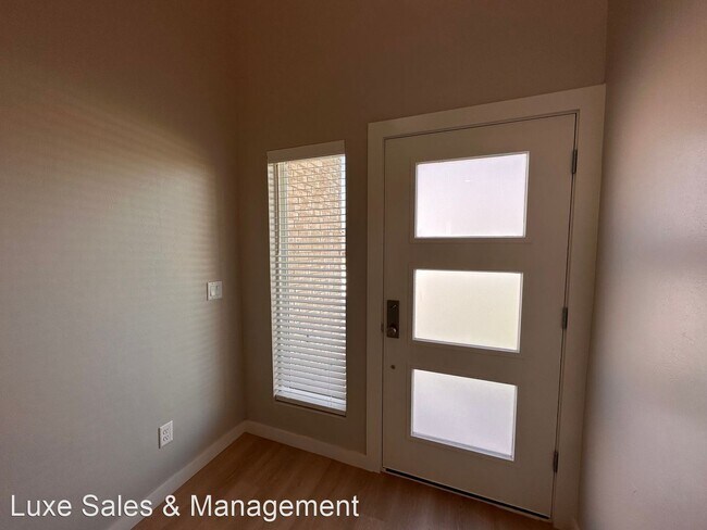 Foto del edificio - 3 br, 2.5 bath House - 501 NW 177th Terrace
