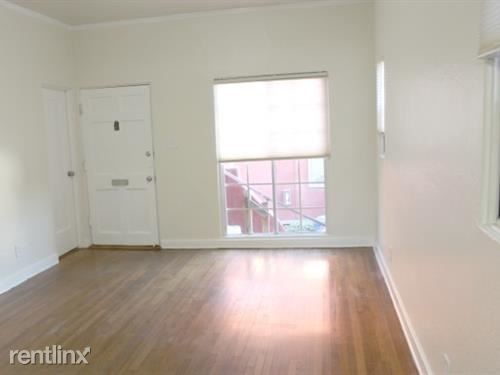 Building Photo - 1287 1/2 Queen Anne Pl