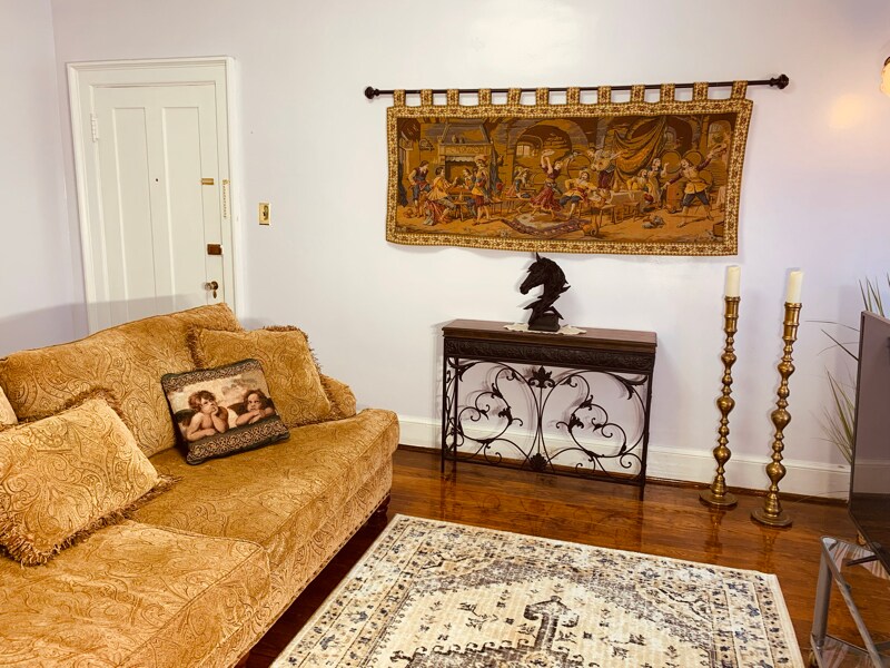 Foto principal - 211 S Princeton Cir