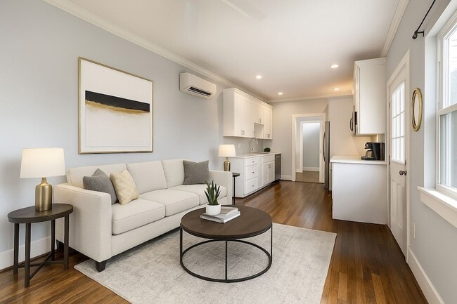 Foto del edificio - 2401 Eagle St