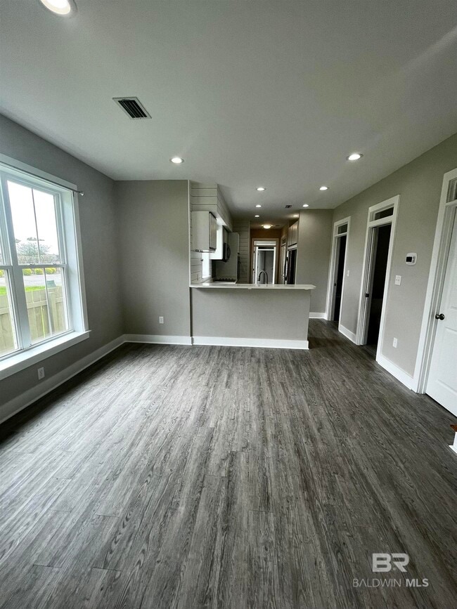 Building Photo - 1139 Pink Poppy Ln