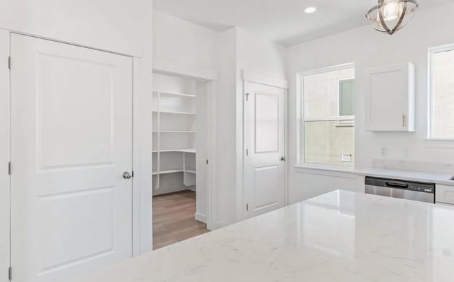 Building Photo - 476 S 680 E
