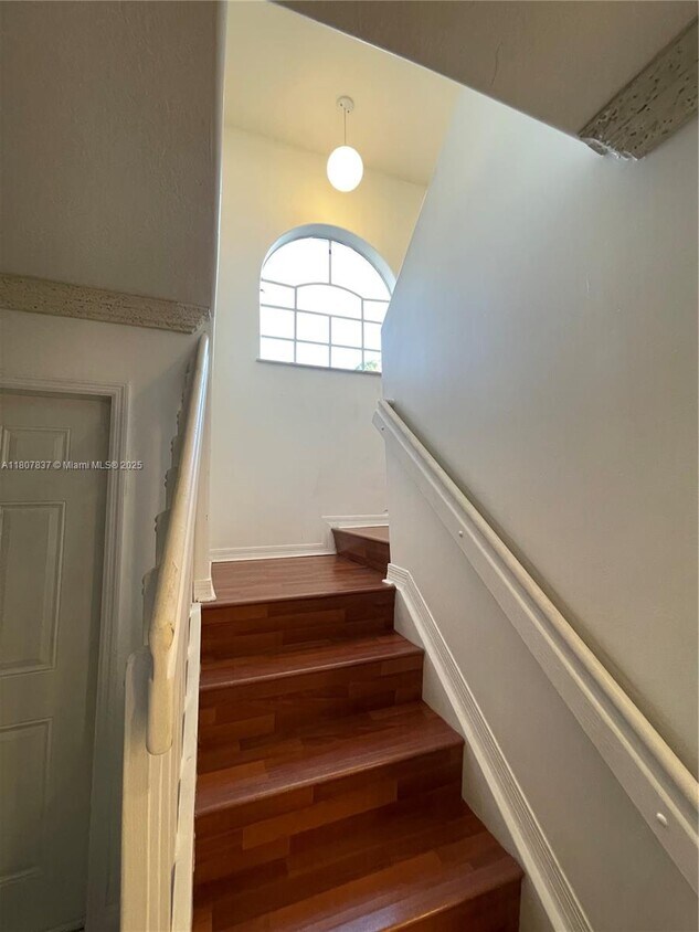 Foto del edificio - 10819 NW 51st Ln