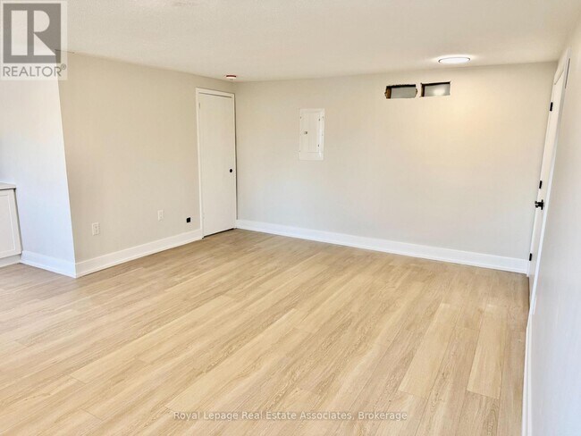 Photo du bâtiment - 246 Marlborough St