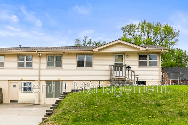 Foto principal - 3701 Saratoga St