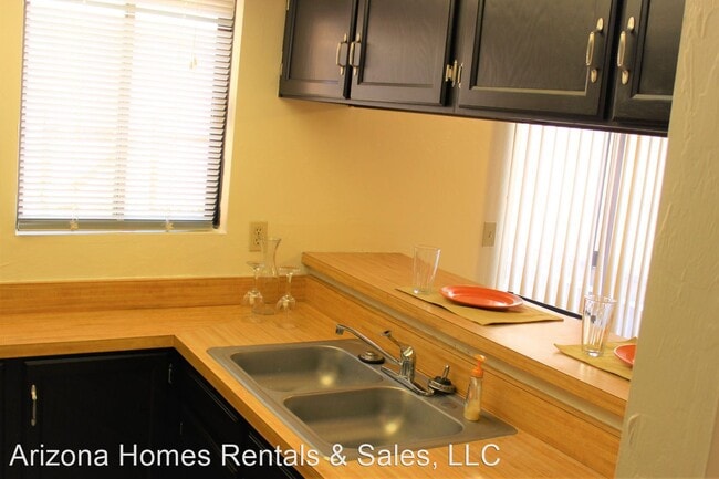Building Photo - 2 br, 2 bath House - 7531 East Terrace Drive