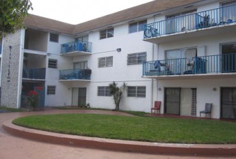 Building Photo - Seville Gardens Apartments