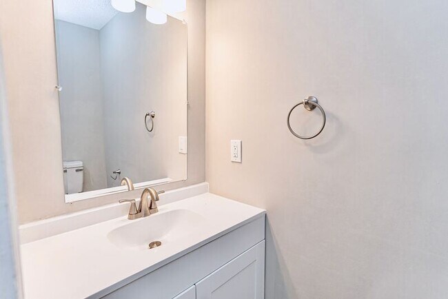 Foto del edificio - 57 Pine Creek Ct Ext