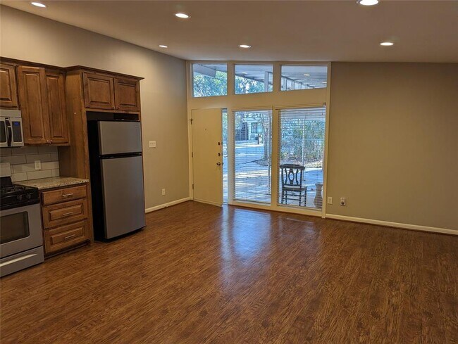 Foto del edificio - 930 E 55th St