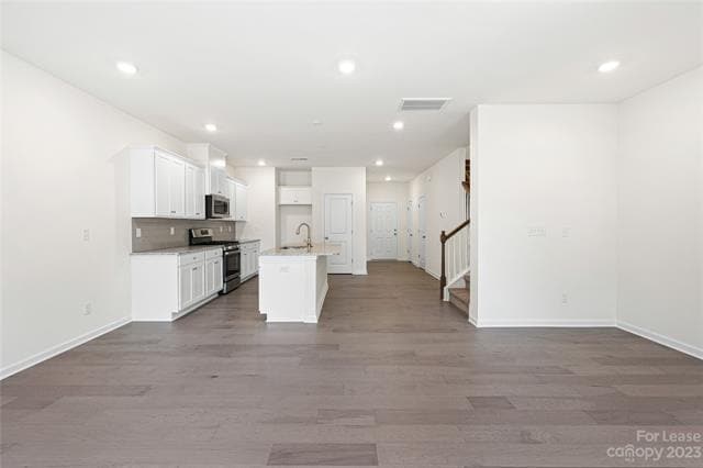 Building Photo - 2881 Yeager Dr NW