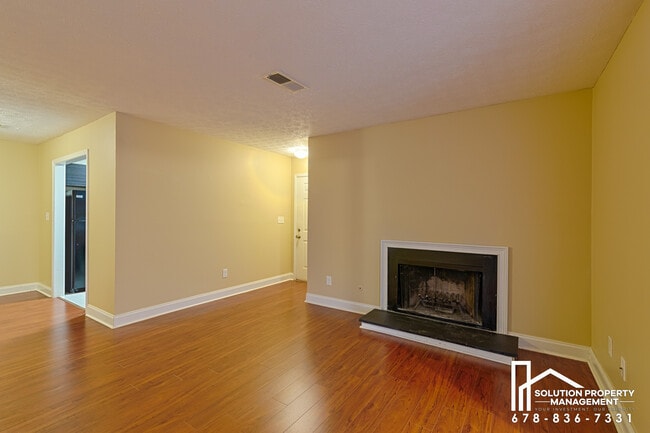 Photo - 1808 Augusta Dr Townhome