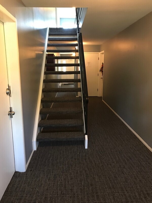 Foto del edificio - 10000 W Nine Mile Rd