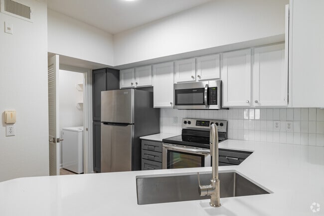Kitchen - Whitney at the Heights