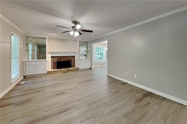 Foto del edificio - 328 Abbington Ln