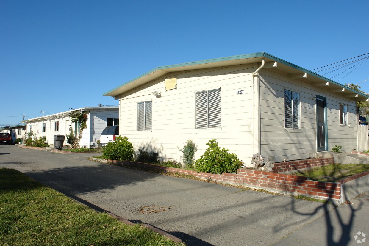 Foto principal - 1057 N Sanborn Rd