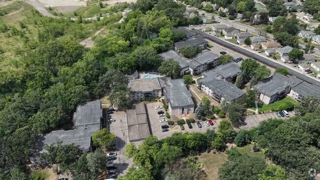  - Creekwood Estates