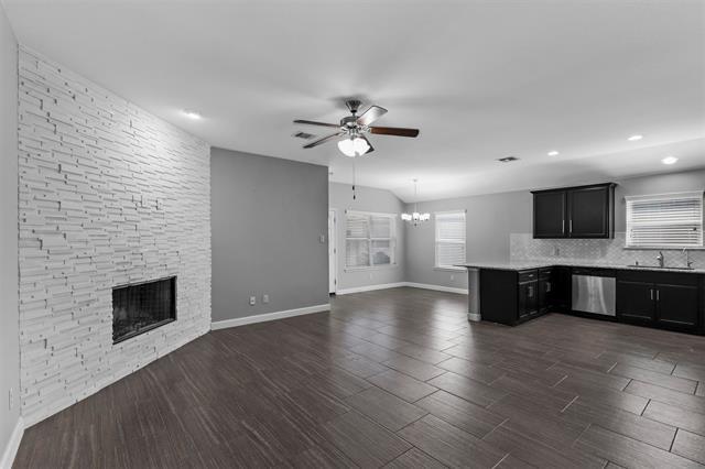 Building Photo - 1301 Cheyenne Dr