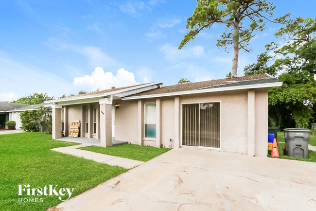 Building Photo - 1035 Cameo Cir