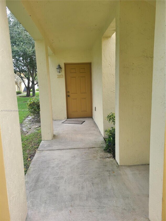6235 SW 47th Manor Unit 101, Davie, FL 33314 Apartment for Rent in Davie, FL