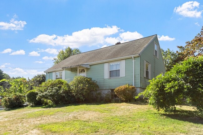 Building Photo - 970 Trapelo Rd