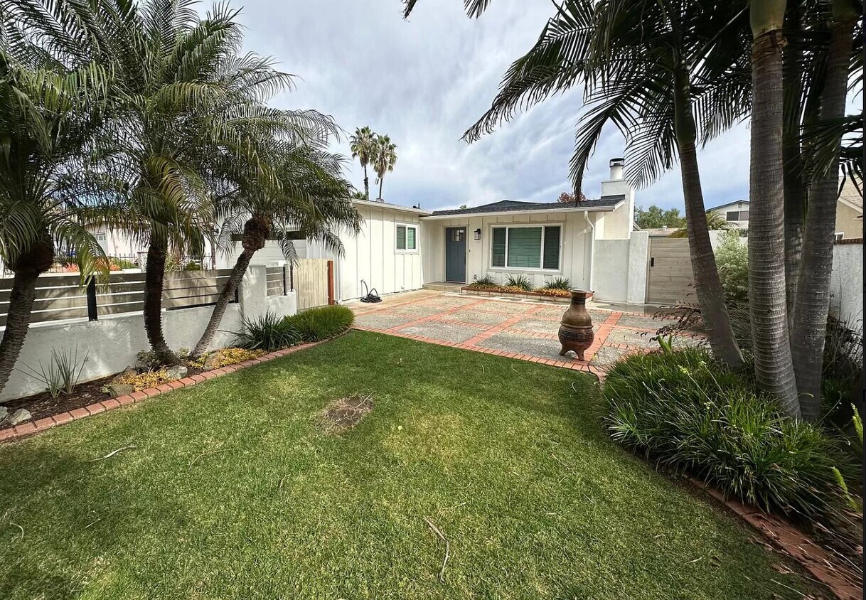 Primary Photo - 845 La Mirada Ave