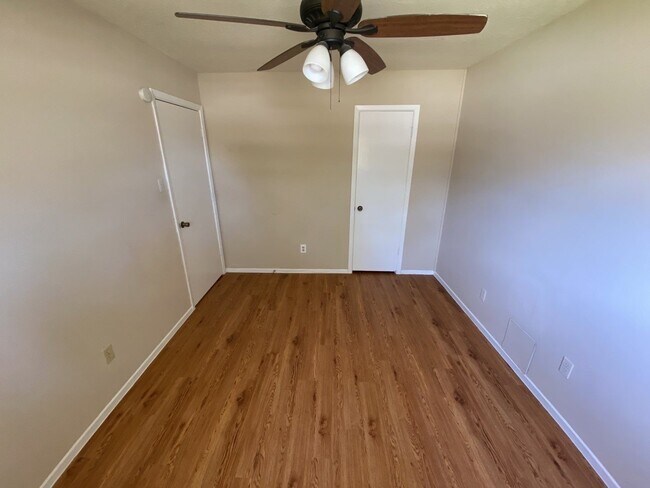 Foto del edificio - 2502 Quiver Ln