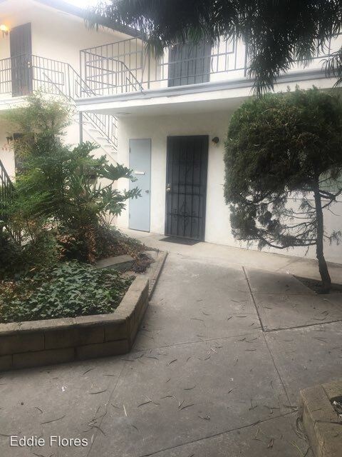 Building Photo - 8925 La Puebla Ave