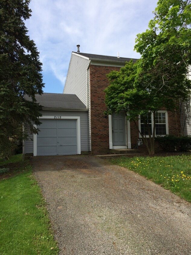 2115 Summit Row Blvd, Powell, OH 43065 Townhome Rentals in Powell OH