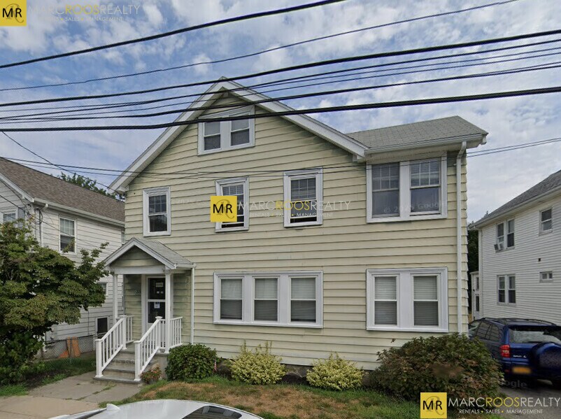 Primary Photo - 33 Harriet St