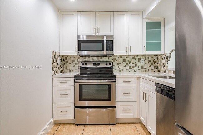 Foto del edificio - 11750 SW 18th St