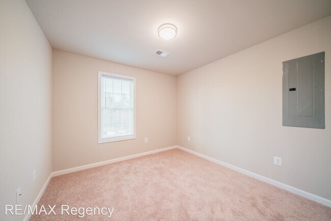 Foto del edificio - 3 br, 2 bath House - 1753 Birch Drive