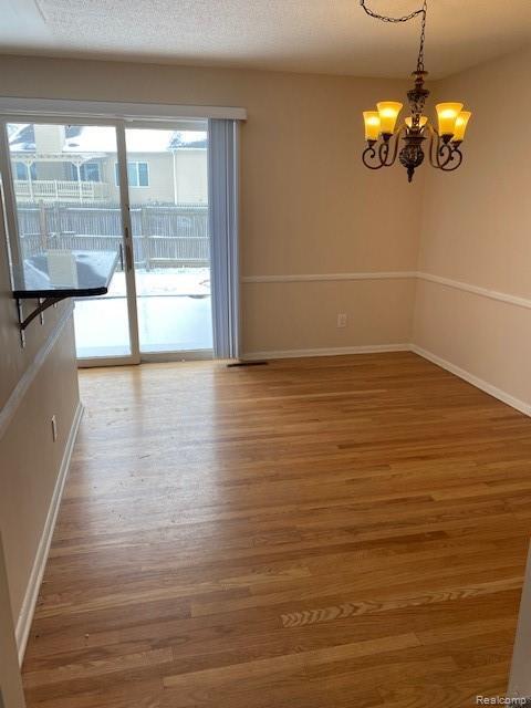 Building Photo - 6334 Laurentian Ct