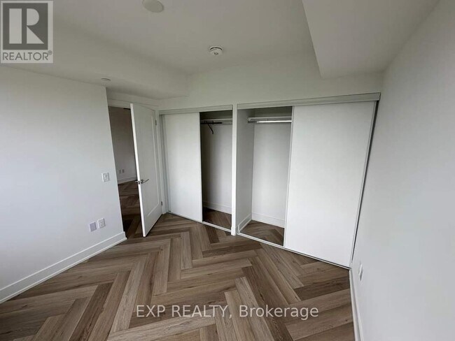 Building Photo - 8-1608 Cedarland Dr