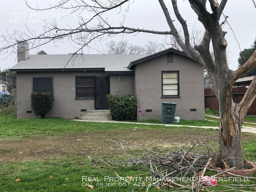 Primary Photo - 701 Hillcrest Drive