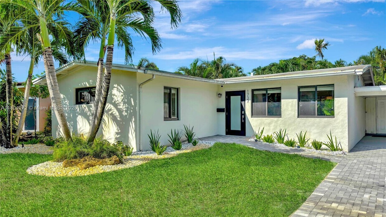 Foto principal - 1737 NE 7th Terrace