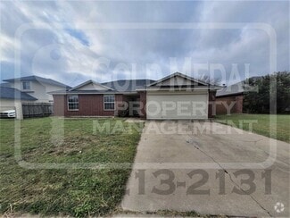 Building Photo - 1902 Basalt Dr