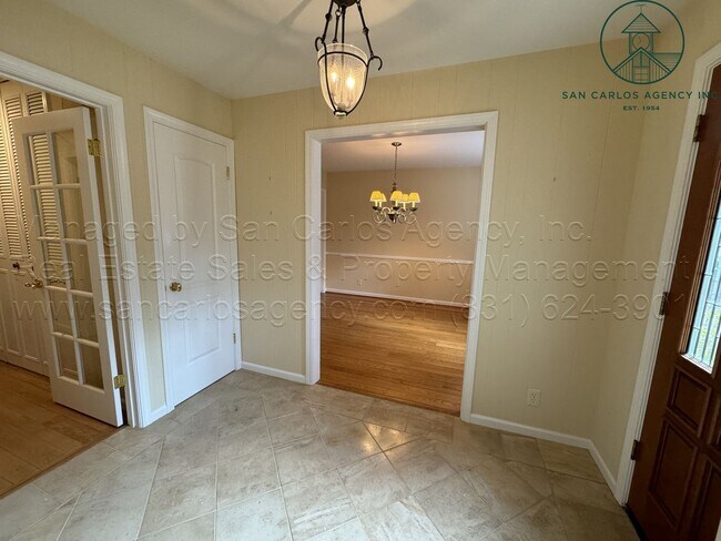Building Photo - Immaculate Two Bedroom Home in the Heart of Carmel-by-the-Sea's "Golden Rectangle"
