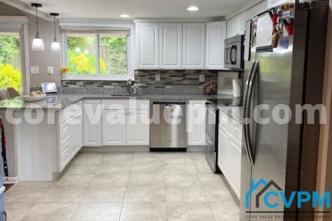 Foto del edificio - 16200 Alderwood Ln