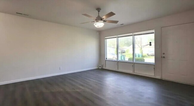 Foto del edificio - 804 St Thomas Ln