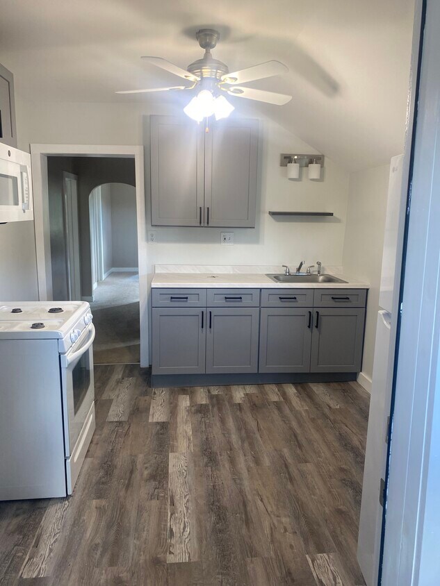 Foto principal - 849 Oliver St