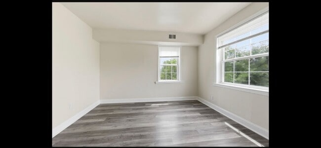 Foto del edificio - 2816 Hartford St SE