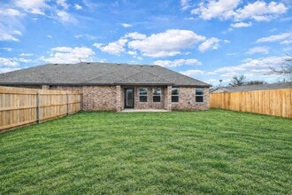 Building Photo - 228 St Charles Dr